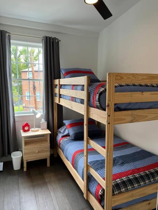 Feriehus Cherry Blossom Townhouse, Easy Dc Access *