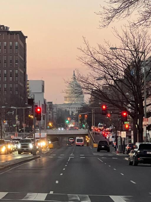 Feriehus Cherry Blossom Townhouse, Easy Dc Access Washington