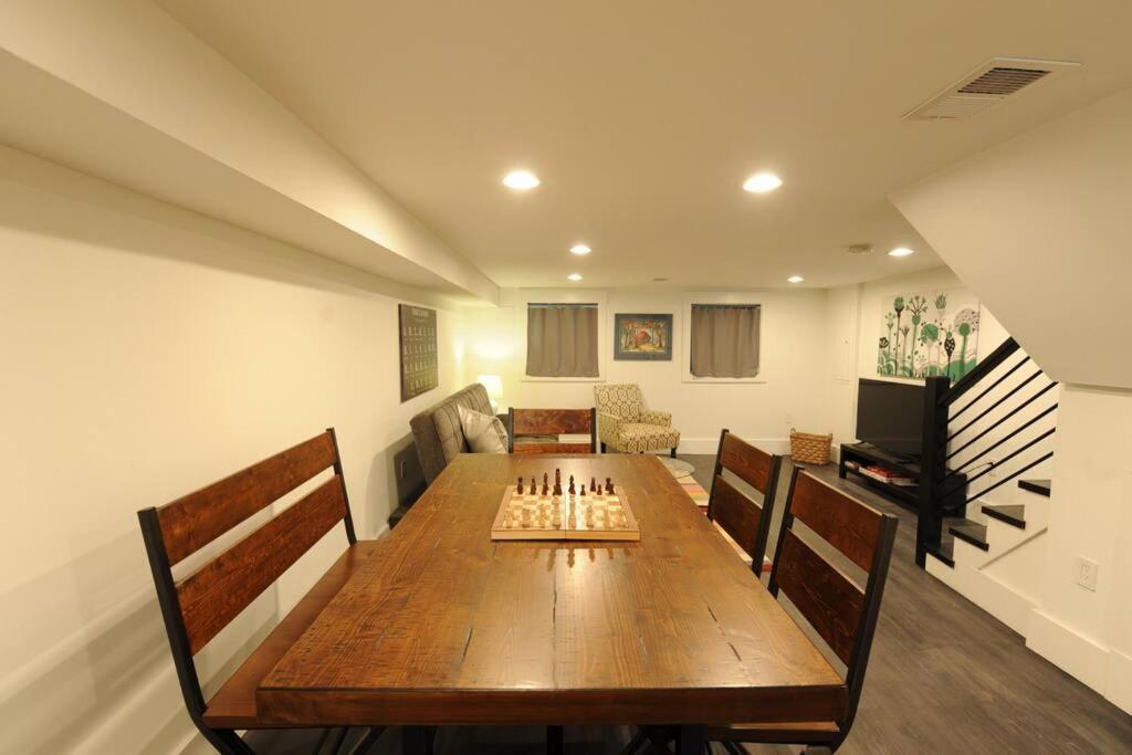 Cherry Blossom Townhouse, Easy Dc Access * Washington