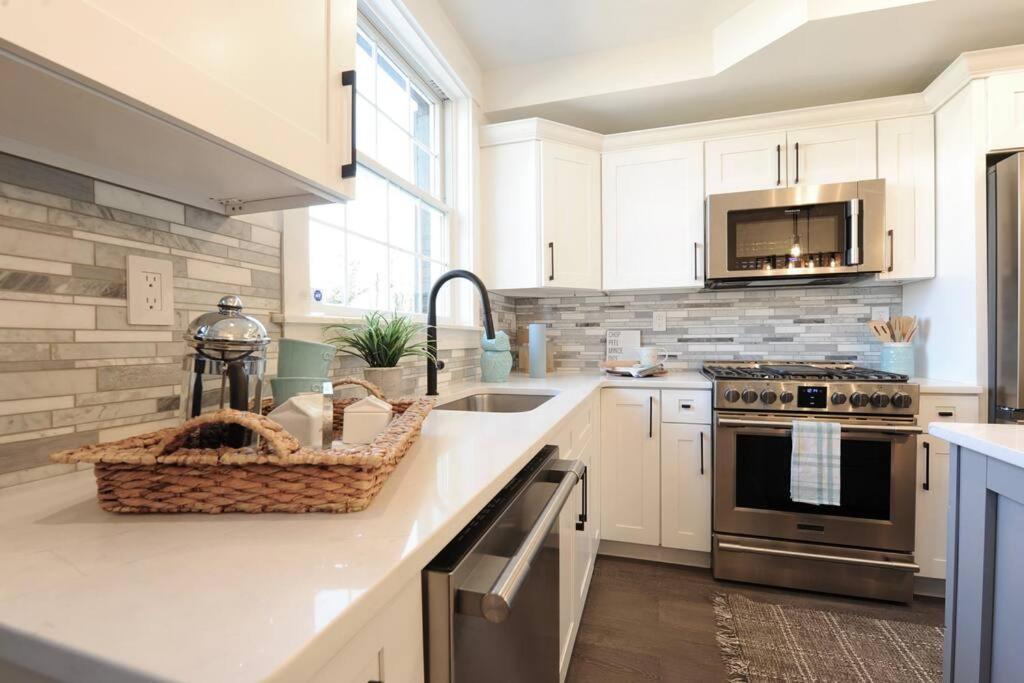 Cherry Blossom Townhouse, Easy Dc Access * Washington